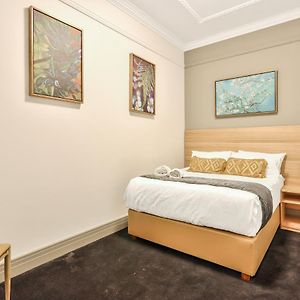 Zimmer mit zwei Einzelbetten
